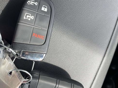 Used 2024 RAM ProMaster 1500 w/ Safety Group FWD image 29