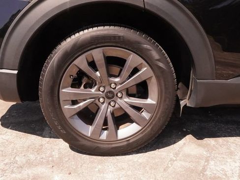 Used 2023 Ford Explorer XLT w/ Equipment Group 202A RWD image 33
