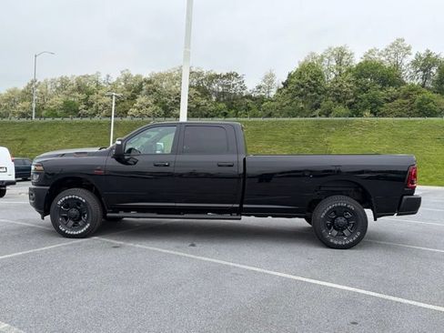 New 2026 RAM 3500 Tradesman AWD/4WD image 4