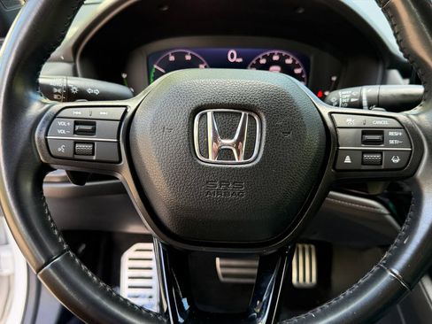 Used 2024 Honda Accord Sport image 11