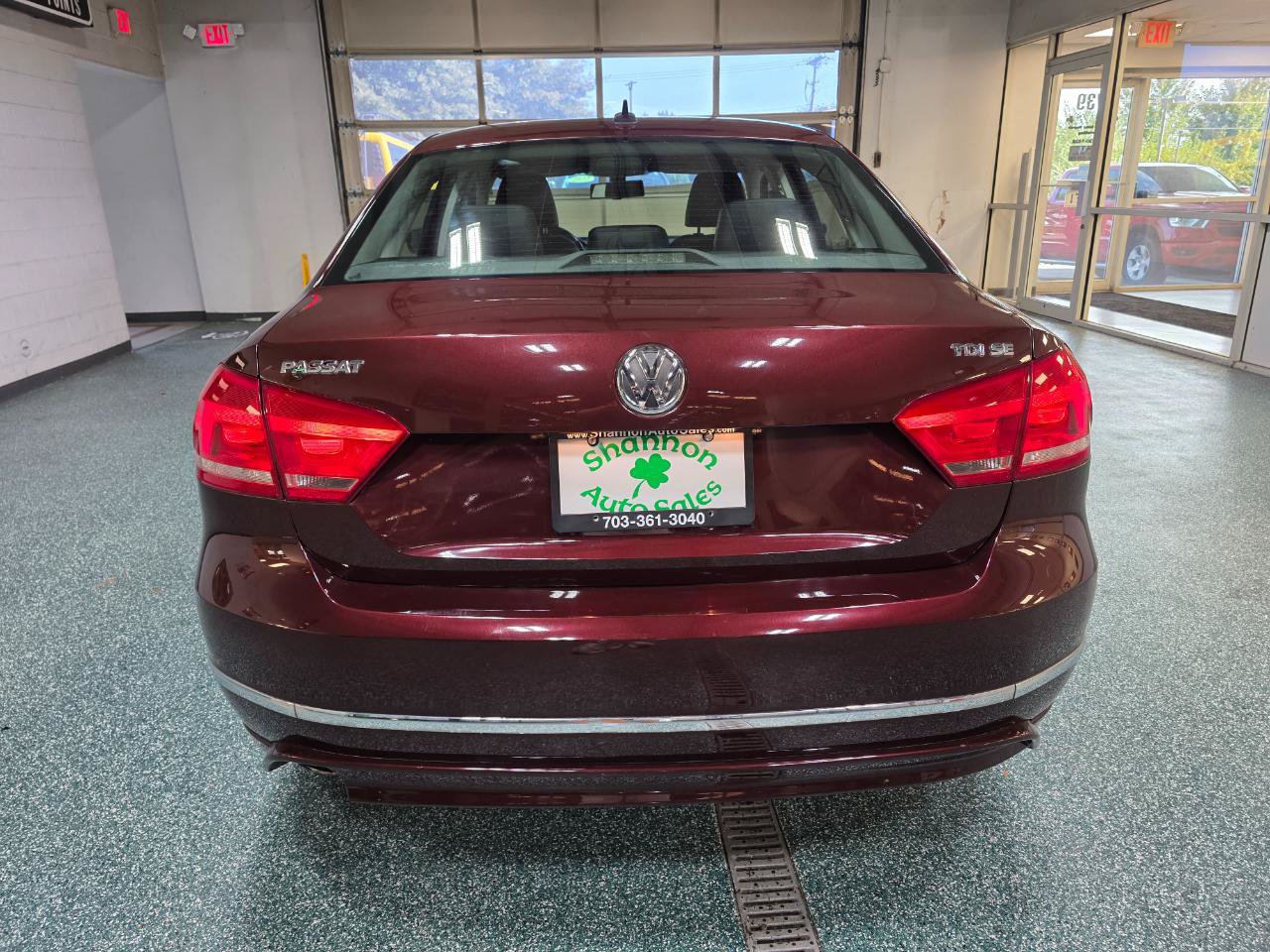 Used 2013 Volkswagen Passat TDI SE FWD image 8
