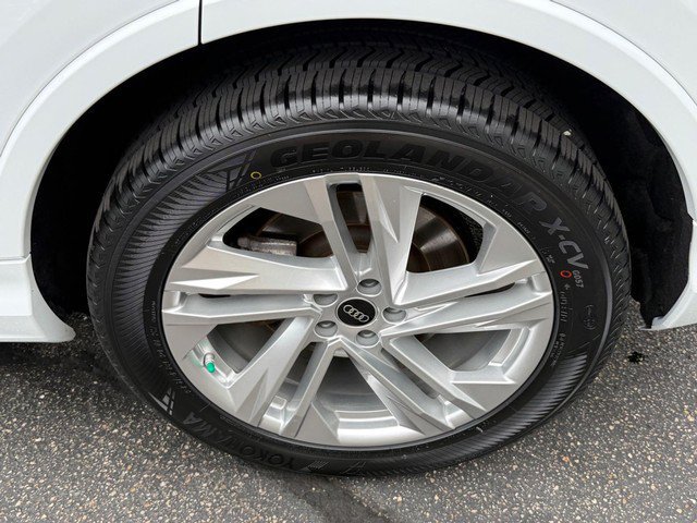 Used 2023 Audi Q7 2.0T Premium w/ Convenience Package AWD/4WD image 7