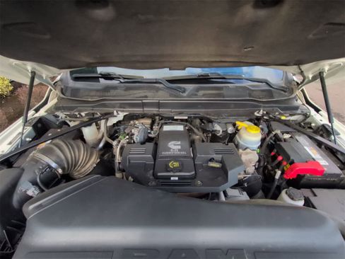 Used 2022 RAM 3500 Limited image 14