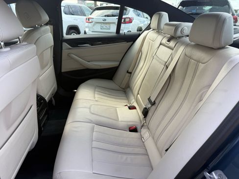 Used 2023 BMW 530e w/ Convenience Package RWD image 27