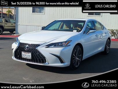 Used 2025 Lexus ES 350 w/ Premium Package