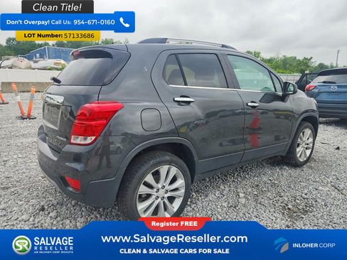 Used 2020 Chevrolet Trax Premier AWD/4WD image 4