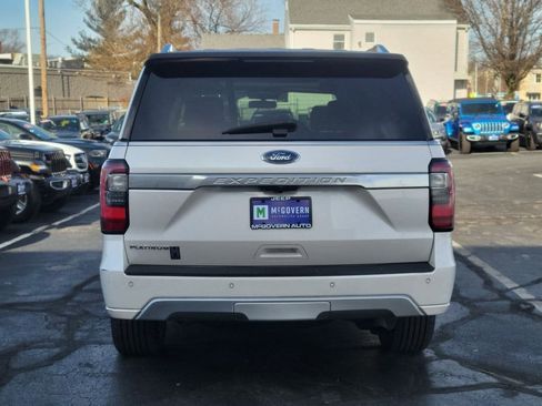 Used 2019 Ford Expedition Platinum image 4