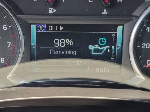 Used 2018 Chevrolet Malibu LT FWD image 33