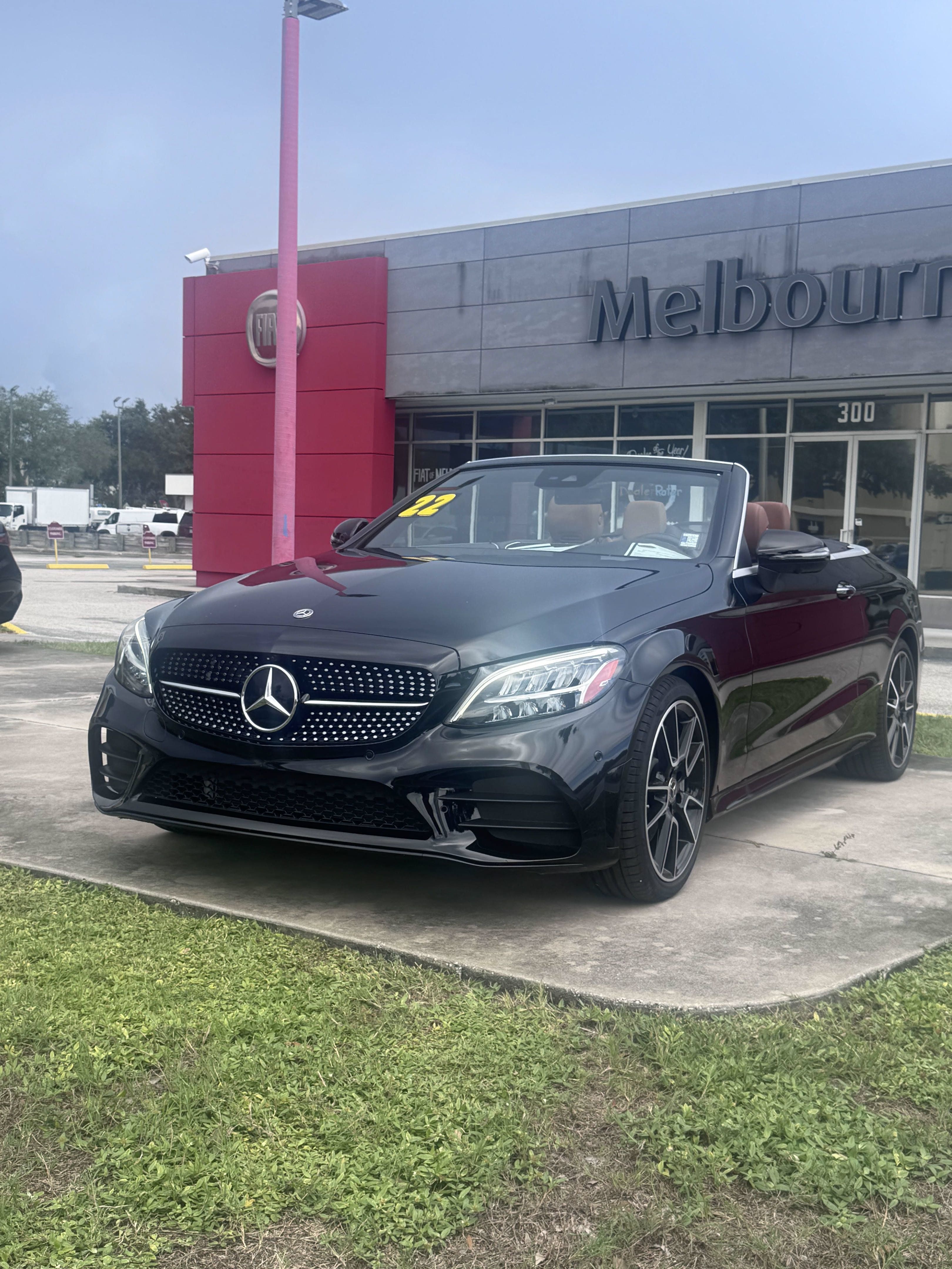 Used 2022 Mercedes-Benz C 300 Cabriolet image 2