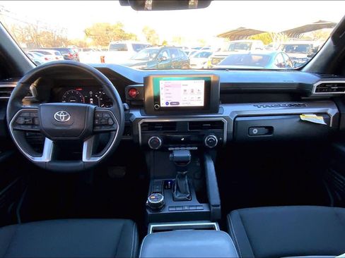 Used 2024 Toyota Tacoma TRD Off-Road image 14
