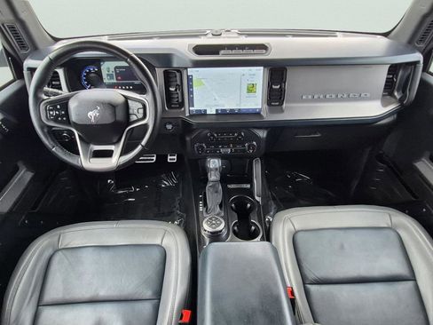 Used 2022 Ford Bronco Outer Banks AWD/4WD image 12