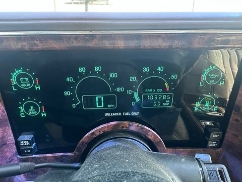 Used 1991 Buick Riviera Coupe FWD image 2