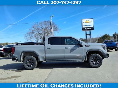 Used 2024 GMC Sierra 1500 AT4X image 4