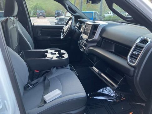 Used 2024 RAM 2500 Big Horn w/ Bed Utility Group image 30