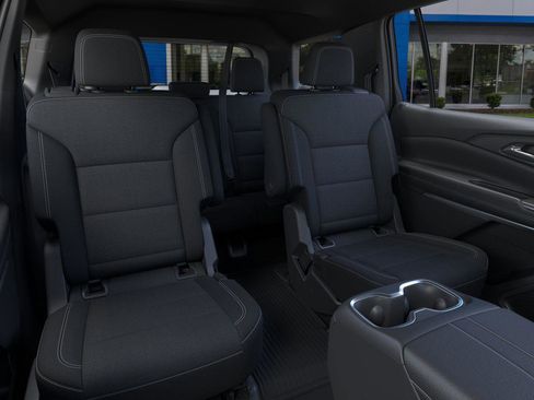 New 2026 Chevrolet Traverse LT w/ Sun and Wheel Package FWD image 18