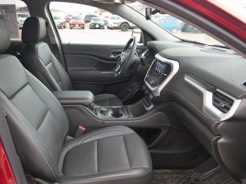 Used 2023 GMC Acadia SLT w/ Preferred Package image 35