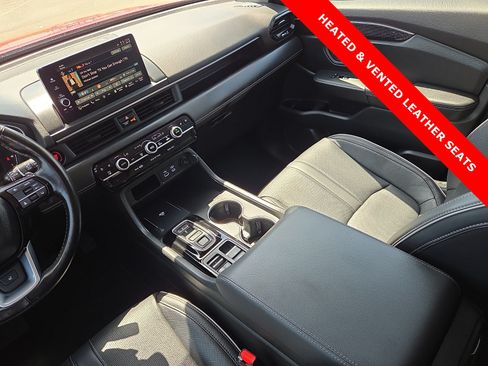 Used 2023 Honda Pilot Elite image 14