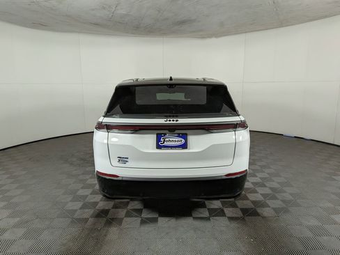 Used 2024 Jeep Wagoneer Launch Edition image 8