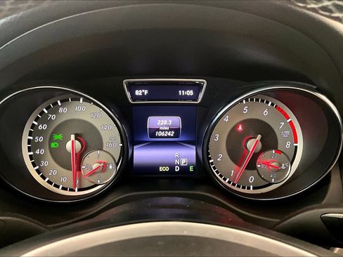 Used 2014 Mercedes-Benz CLA 250 image 23