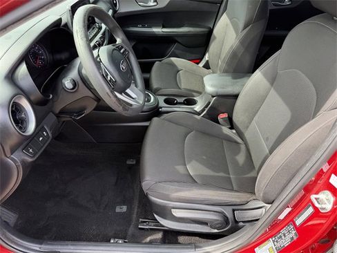 Used 2019 Kia Forte LXS image 19