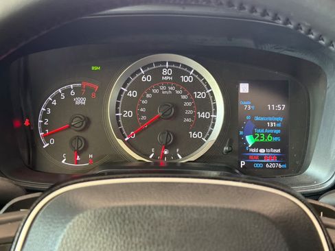 Used 2021 Toyota Corolla SE w/ SE Premium Package FWD image 26