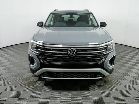 Certified 2025 Volkswagen Atlas Peak Edition SE image 29