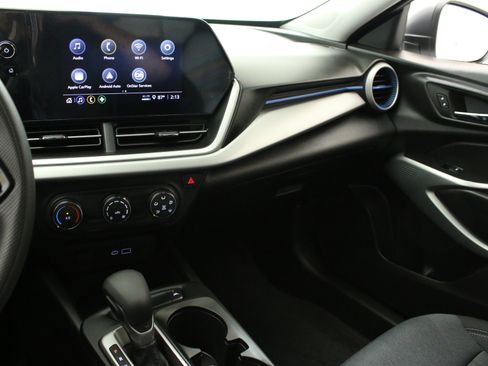 Certified 2025 Chevrolet Trax LS FWD image 20