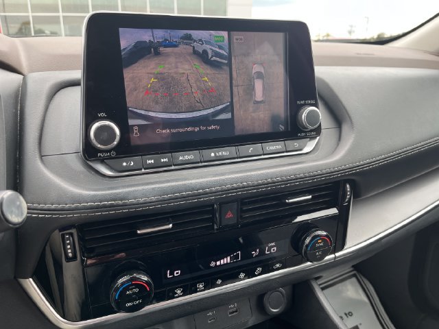 Used 2021 Nissan Rogue SV AWD/4WD image 18