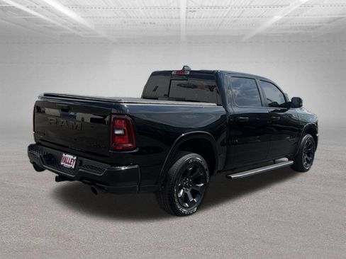 Used 2025 RAM 1500 Big Horn AWD/4WD image 11