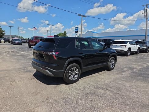 New 2026 Chevrolet Equinox LT w/ Convenience Package II FWD image 4