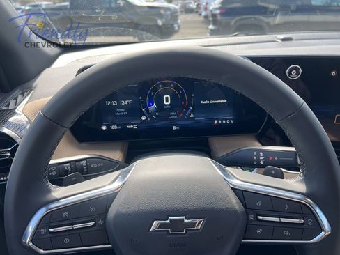 New 2026 Chevrolet Equinox ACTIV w/ Convenience Package III AWD/4WD image 7