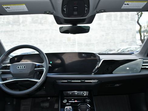 Used 2025 Audi A5 2.0T Premium w/ 19" Wheel Package AWD/4WD image 18