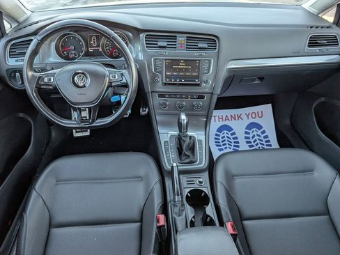 Used 2017 Volkswagen Golf Alltrack SE image 25