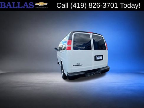 Certified 2019 Chevrolet Express 2500 LS w/ Driver Convenience Package RWD image 7