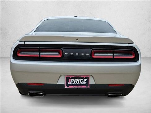 Used 2022 Dodge Challenger GT RWD image 7