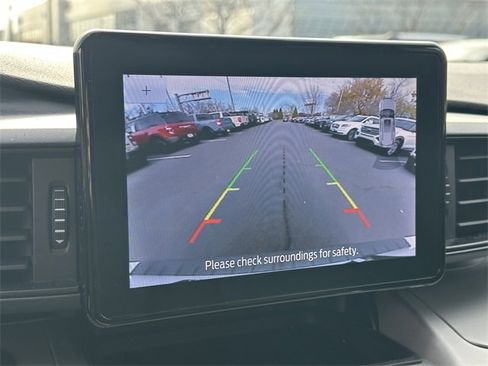 Certified 2022 Ford Explorer XLT image 22