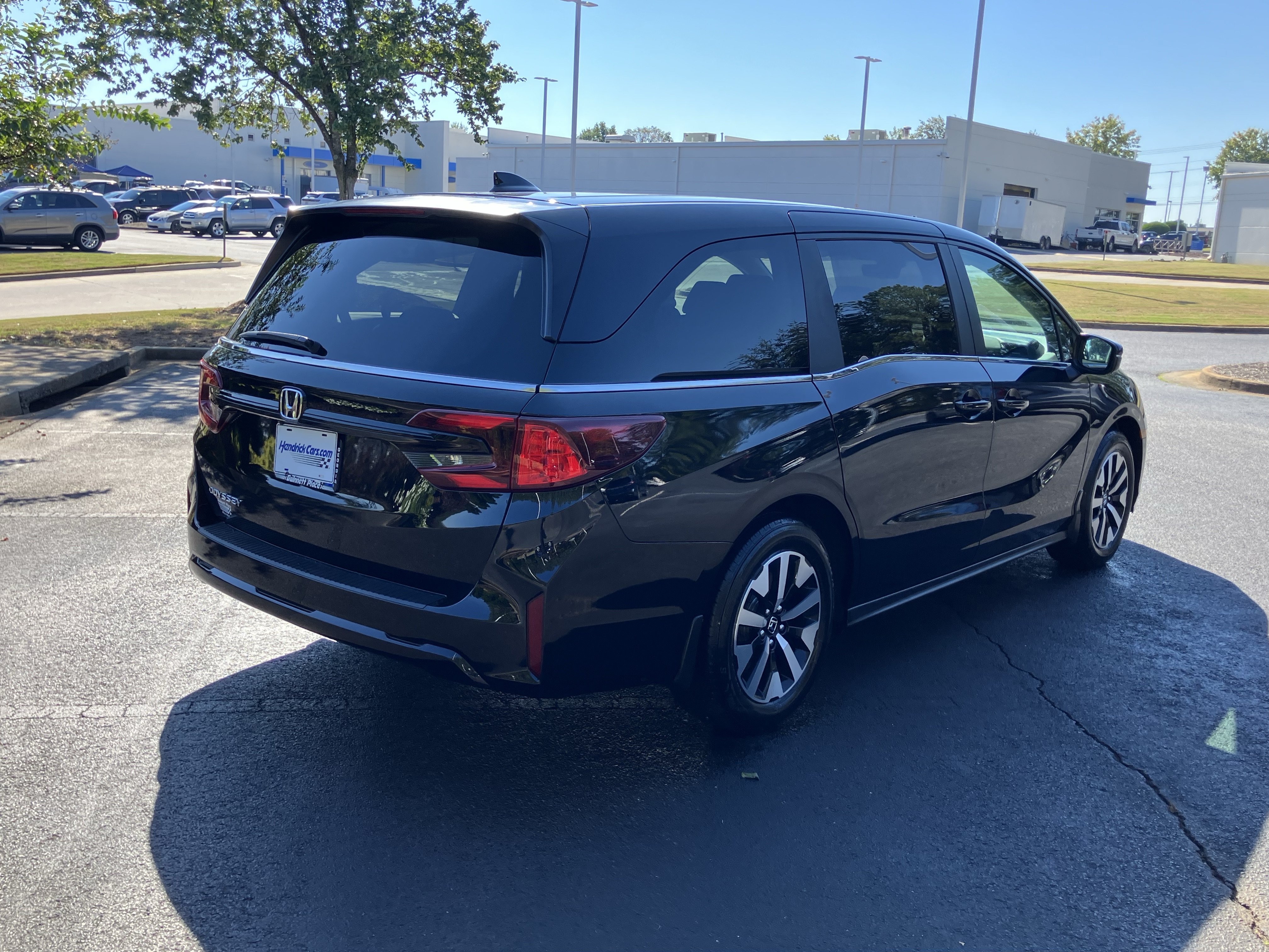Used 2026 Honda Odyssey EX-L image 10