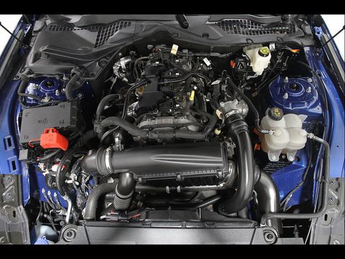Used 2024 Ford Mustang Coupe RWD image 20
