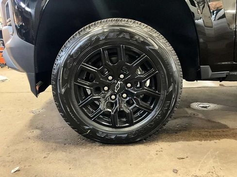 New 2026 Chevrolet Colorado W/T w/ WT Custom Package AWD/4WD image 28