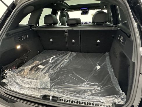 New 2026 Mercedes-Benz GLC 300 4MATIC image 9