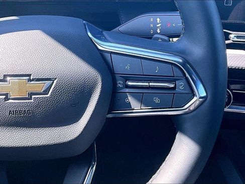 Used 2026 Chevrolet Equinox LT FWD image 20