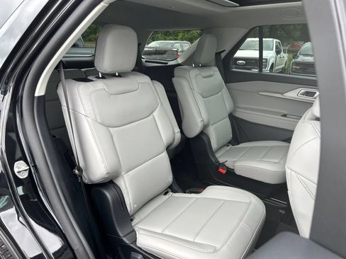 New 2026 Ford Explorer Active w/ Active Comfort Package AWD/4WD image 46