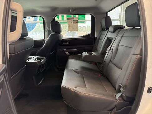 Used 2023 Toyota Tundra SR5 w/ SR5 Premium Package RWD image 11