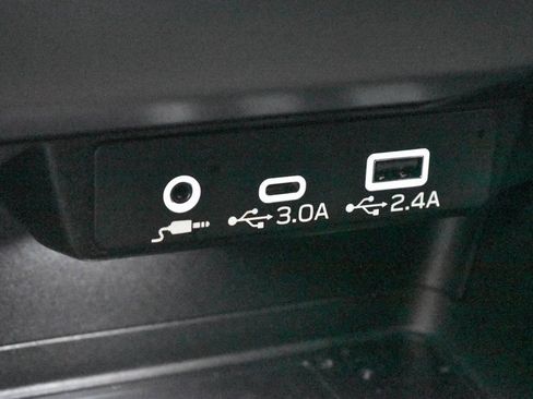 Used 2025 Subaru Crosstrek 2.5i Wilderness image 23