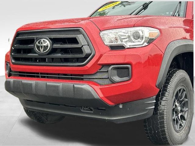 Used 2020 Toyota Tacoma SR w/ SX Package AWD/4WD image 9