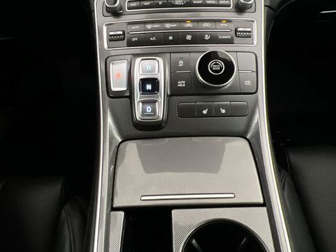 Used 2023 Hyundai Santa Fe SEL w/ Premium Package image 17