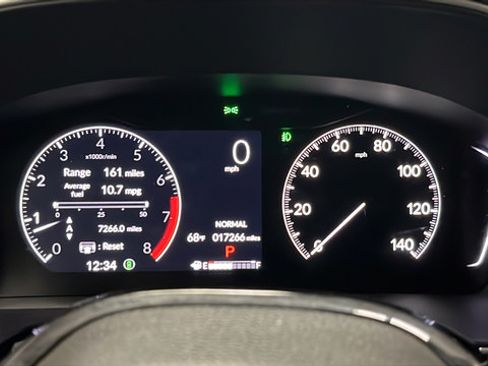Used 2024 Honda Pilot Touring image 17