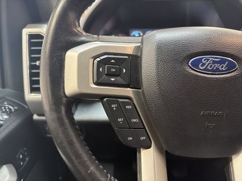 Used 2020 Ford F150 Lariat AWD/4WD image 16