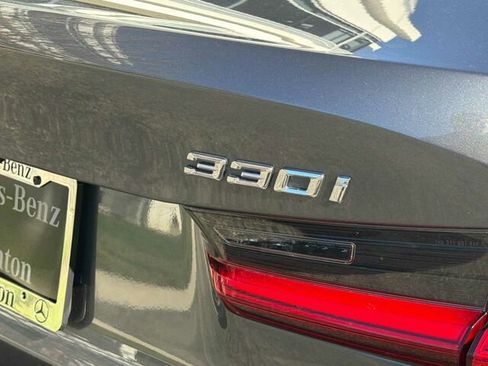 Used 2019 BMW 330i Sedan w/ Convenience Package image 35