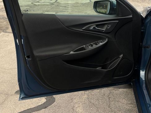 Used 2024 Chevrolet Malibu LT FWD image 18